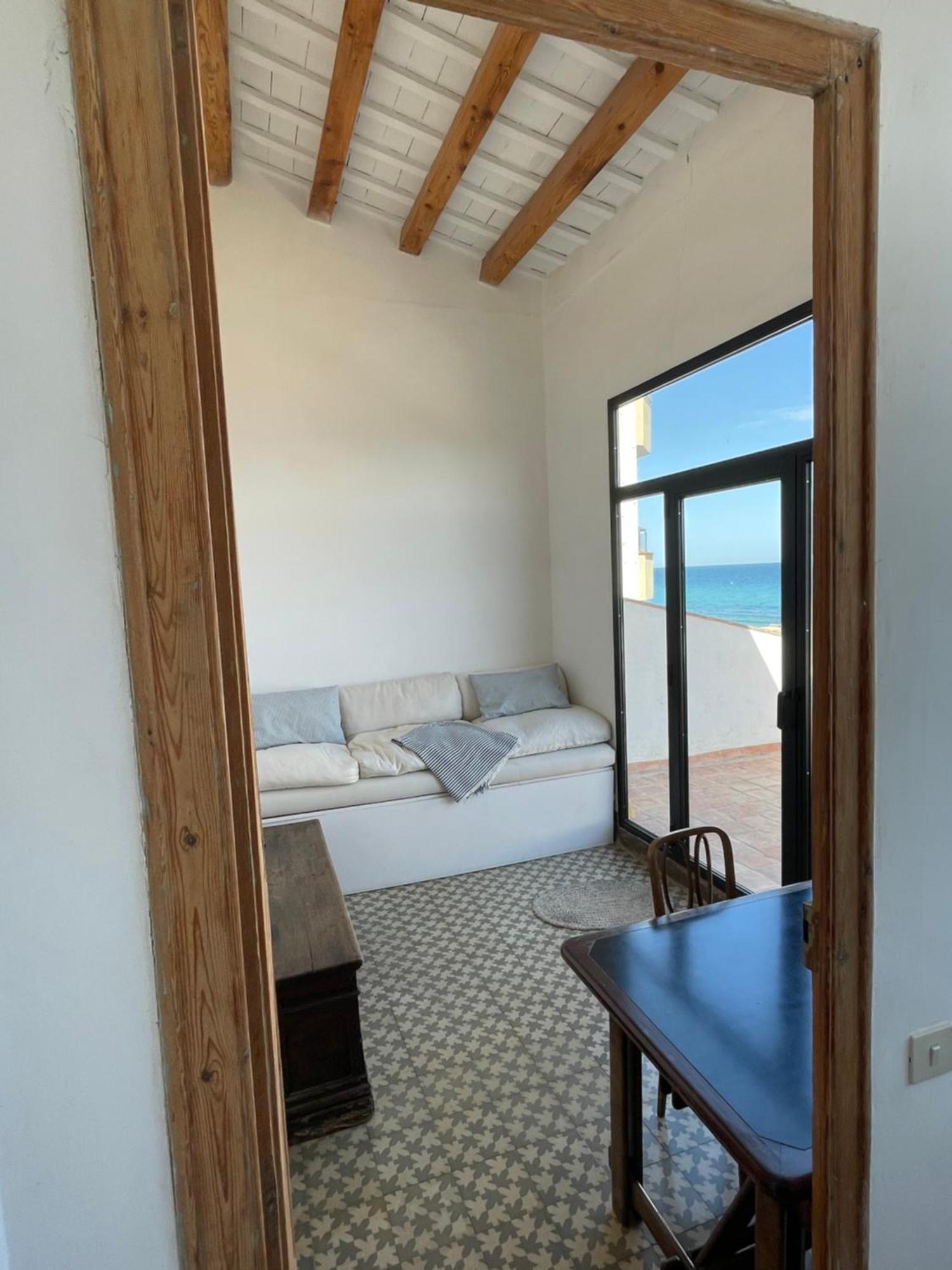 Espectacular Casa Indiana En Primera Linea De Mar Виласар-де-Мар Экстерьер фото